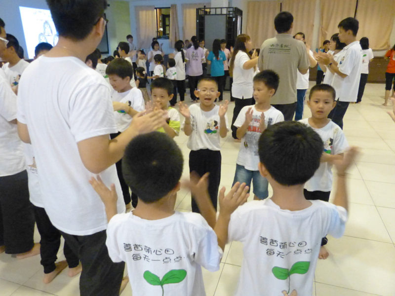 20140302兒童班手語歌唱一幕。