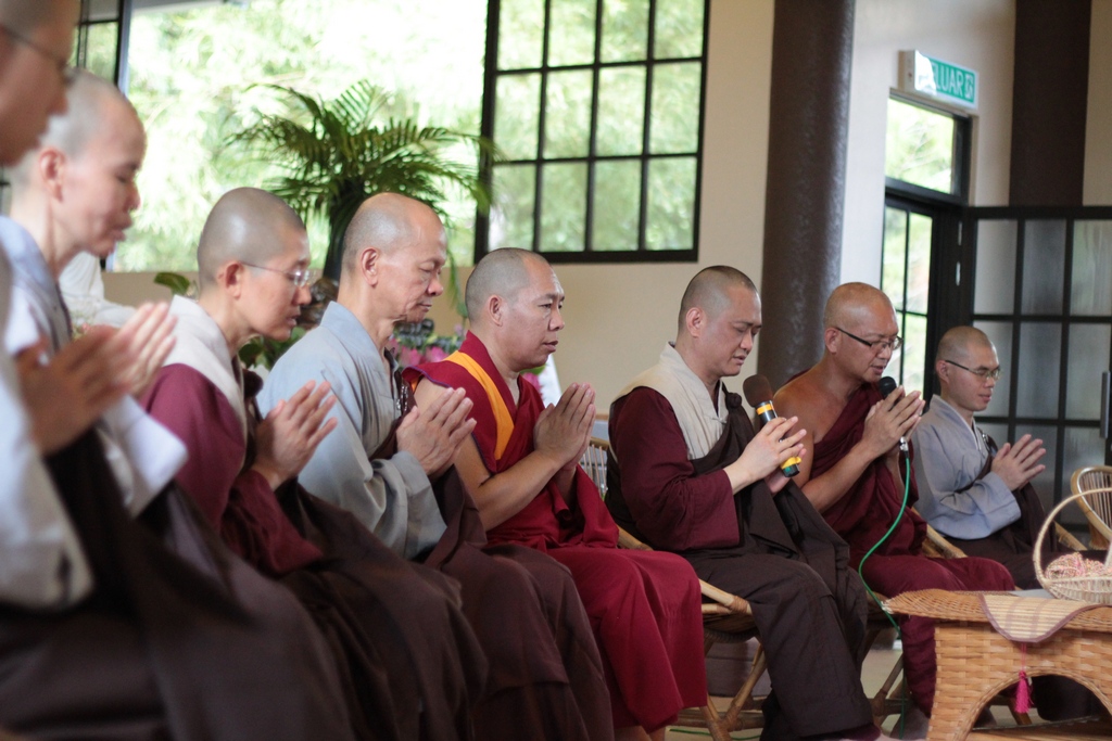 20140513僧眾們於沙門樂住頌經。