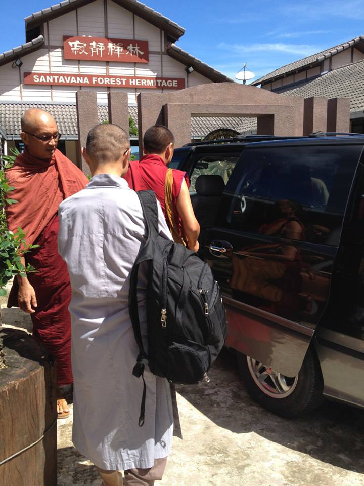 20140823 Khenpo回國咯。