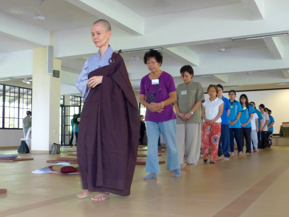 20140622禪一：於法堂行禪。