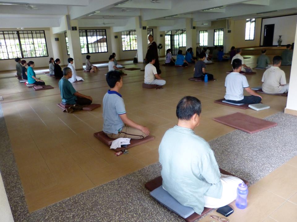 20140622禪一：於法堂行禪。