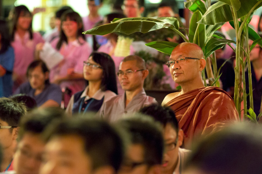 20140913聚集精神專心觀賞！[此相片由陳潮龍攝]