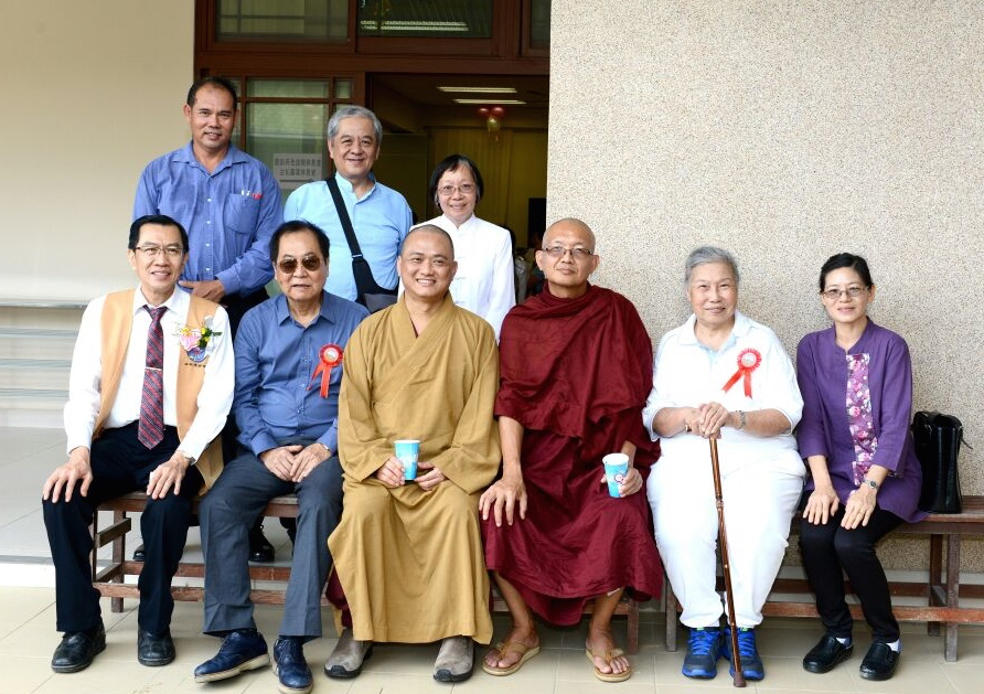 20141123活動圓滿結束後，慈音寺林主席、拿督方友銓等居士與寂靜禪林住持及監院合影。