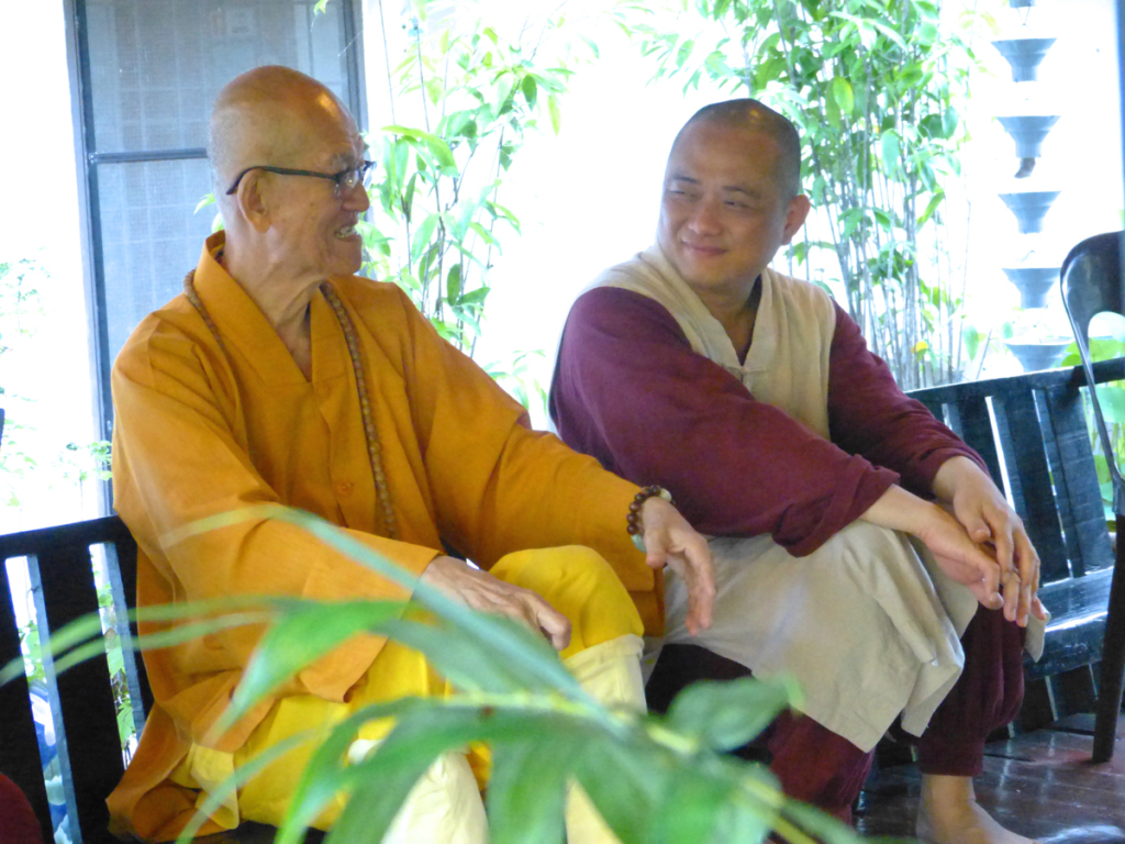 20141125於草堂相談甚歡。