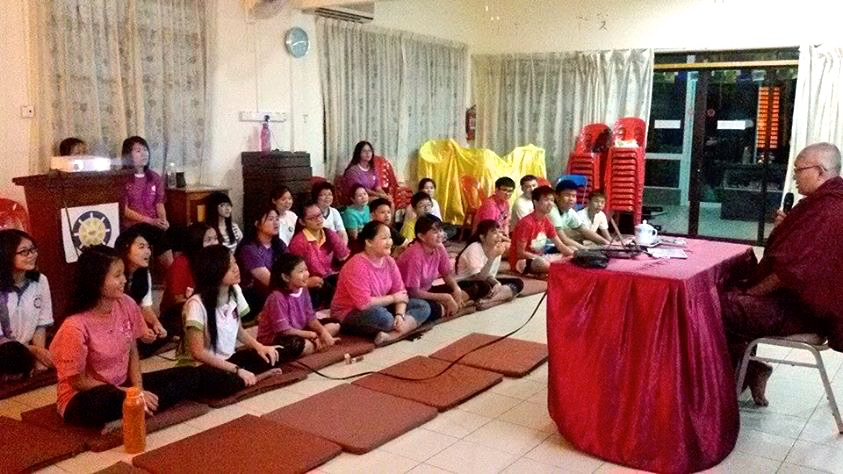 20141108晚上,泉平長老以「人生的拼圖」為講題對青少年班開示。