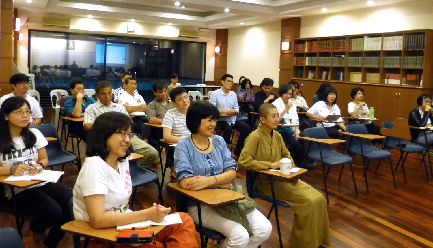 20150204「泛談入世佛教」上課一幕。