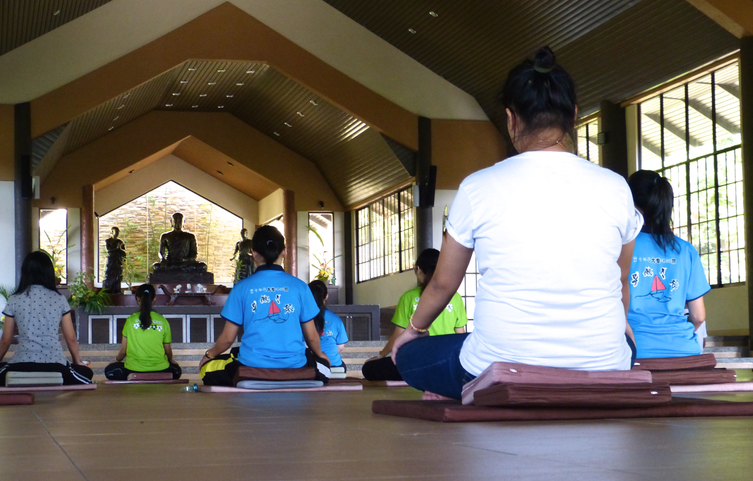 20150509 下午午休之後，拉筋課程結束之後，大家到沙門樂住禪堂禪修。
