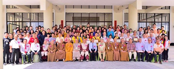 20150905 序幕禮結束之後大眾與新會所前合影。