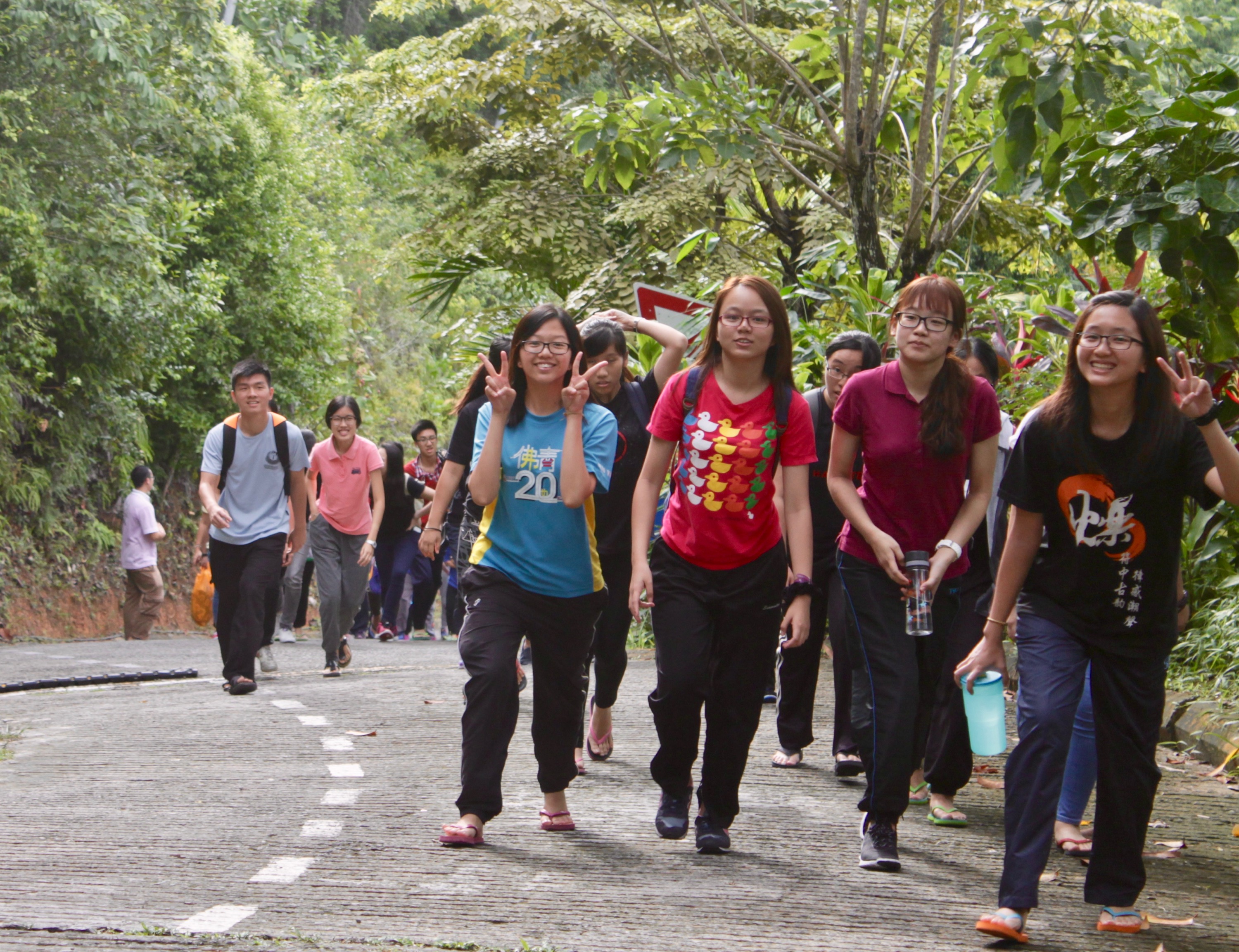 新生抵達寂靜禪林
