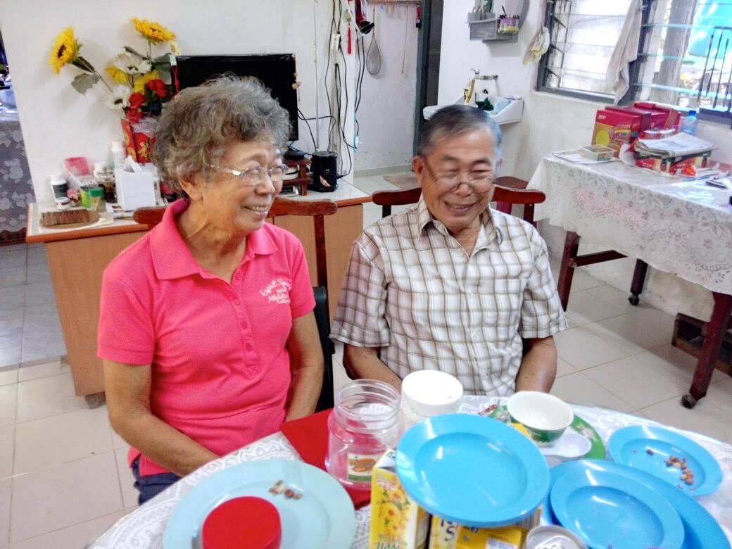 慈祥的蔡老師夫婦