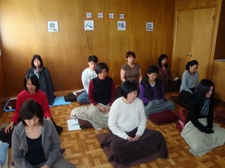 美國西雅圖法雨學佛社慈心禪三報導